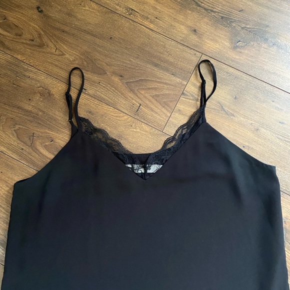 Simons Black Lace Trim Silky Cami, Size Large - Picture 2 of 8
